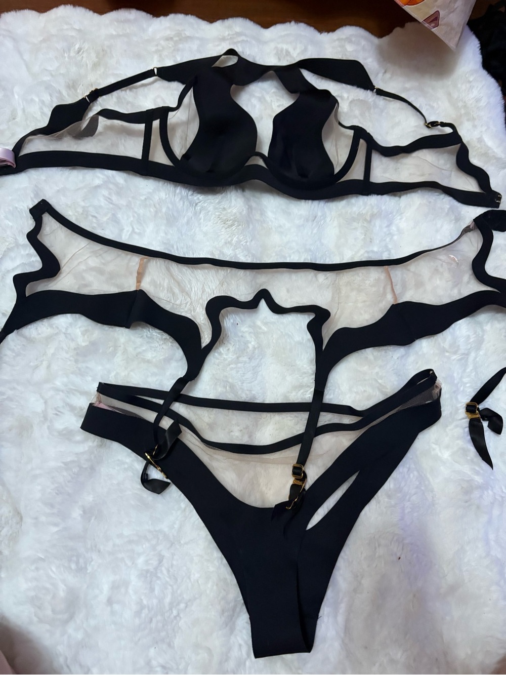 ✨Agent Provocateur Soni Mesh Wave Set ✨LIKE NEW ✨ - Picture 6 of 7